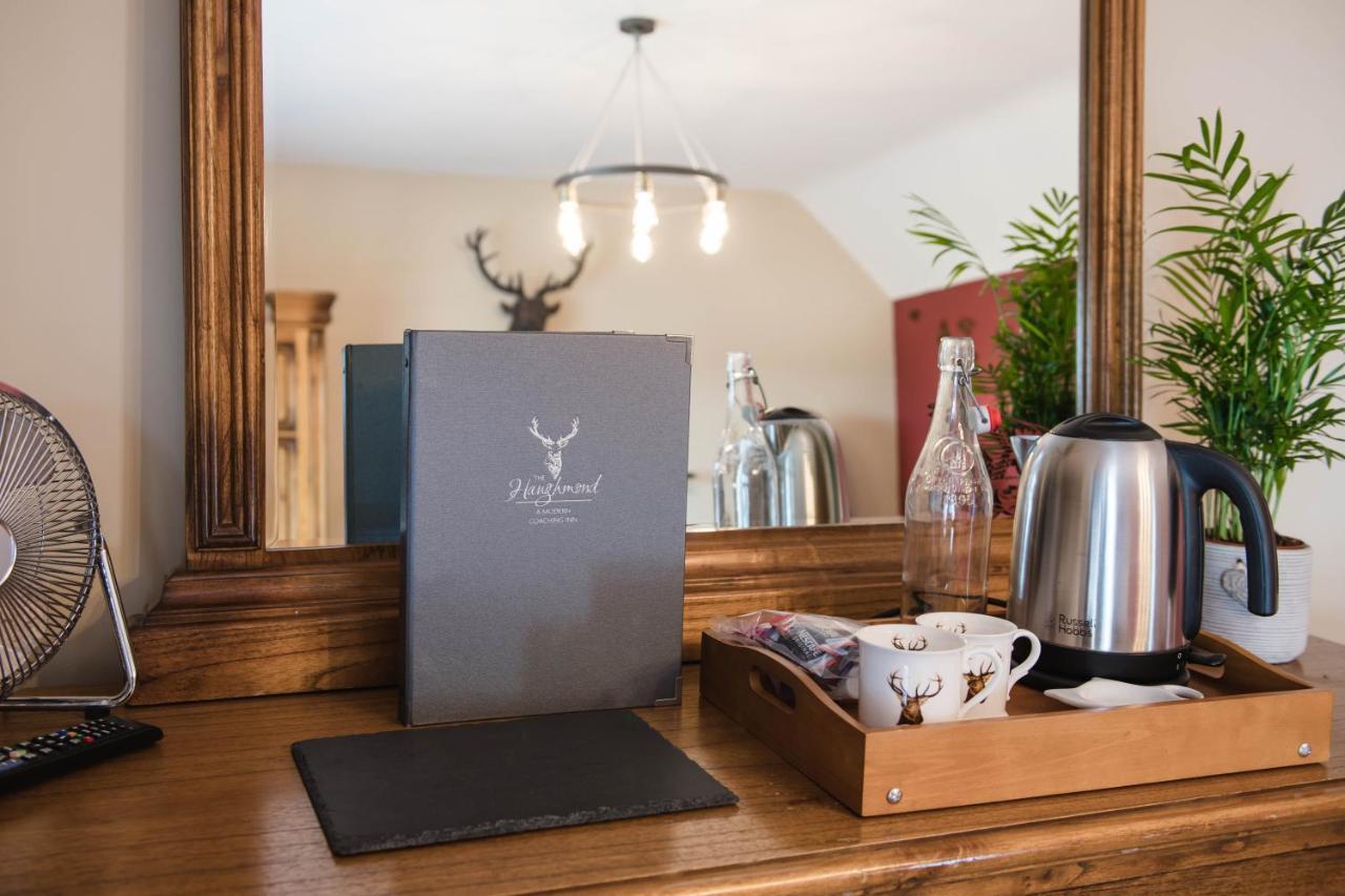 The Haughmond Hotel Uffington  ภายนอก รูปภาพ