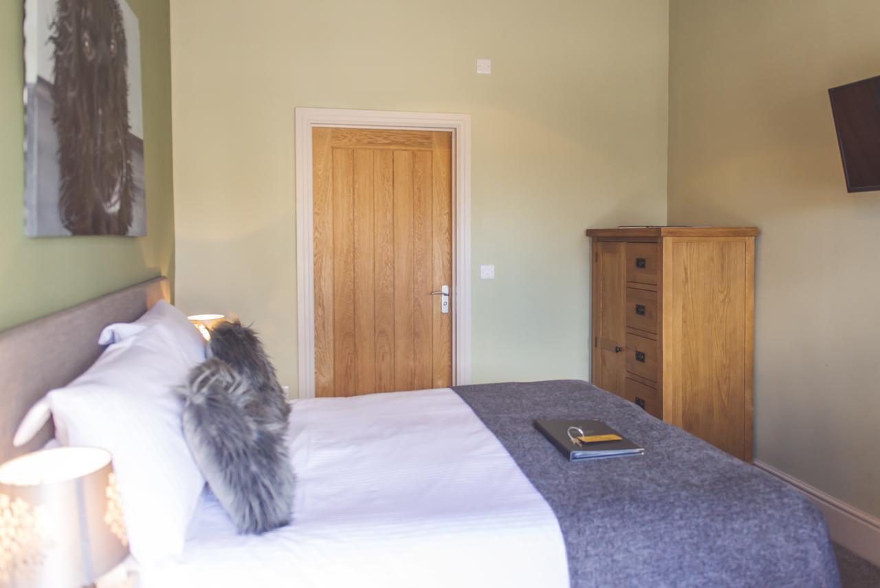 The Haughmond Hotel Uffington  ภายนอก รูปภาพ